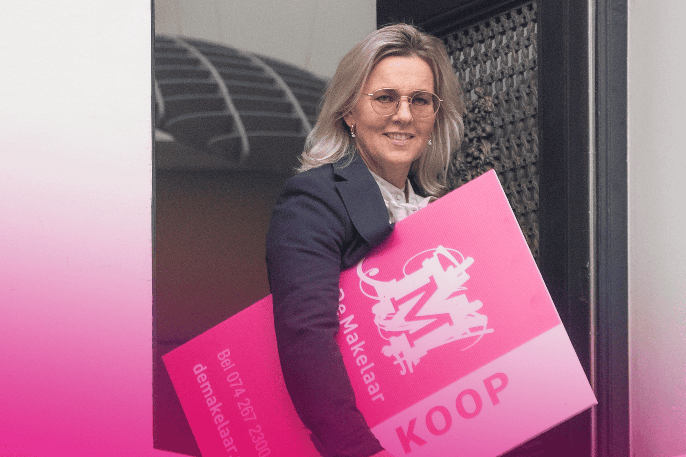 Marloes Haarhuis eigenaar van de Makelaar in Borne