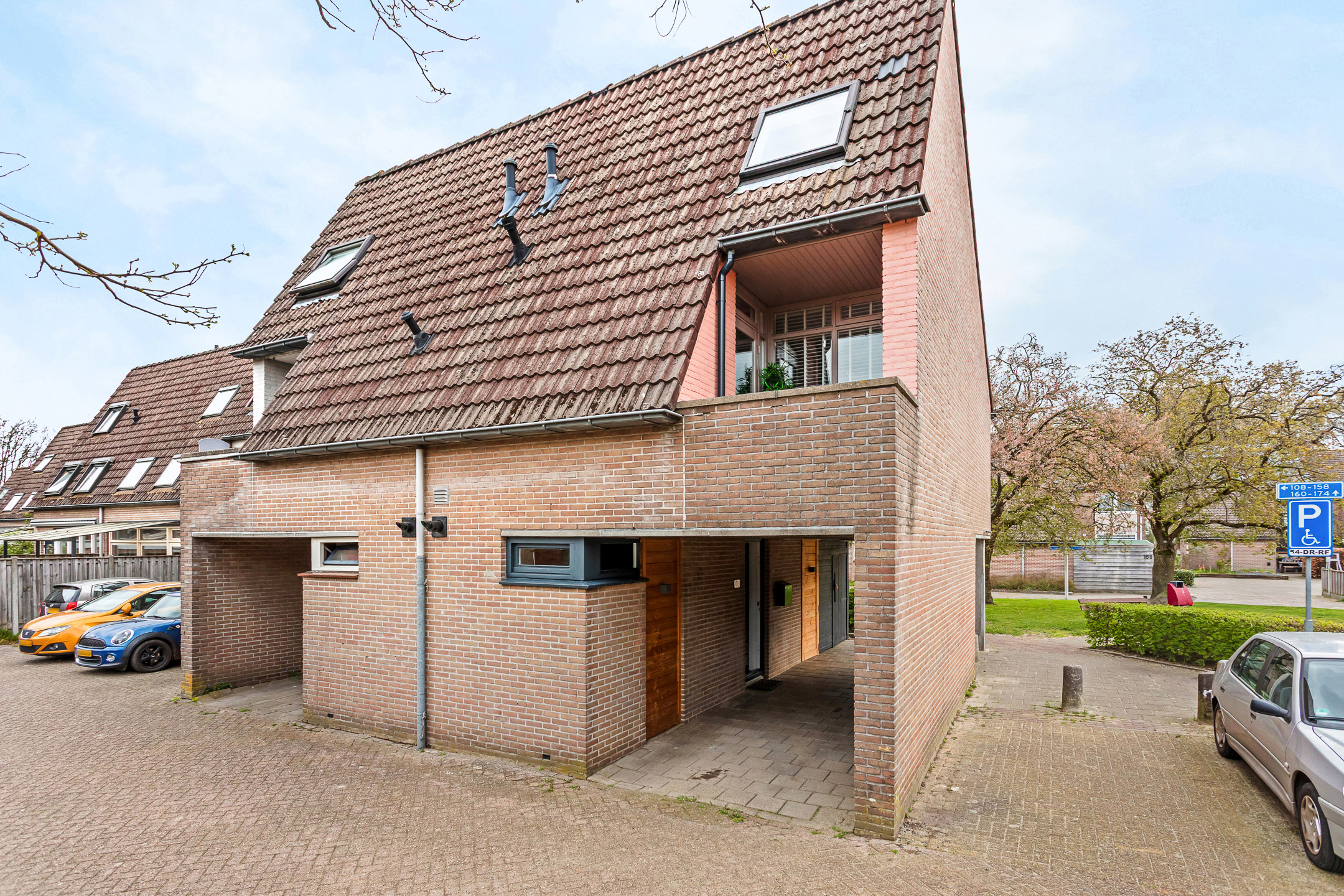 Hengelo – Robert Stolzstraat 108 – Hoofdfoto