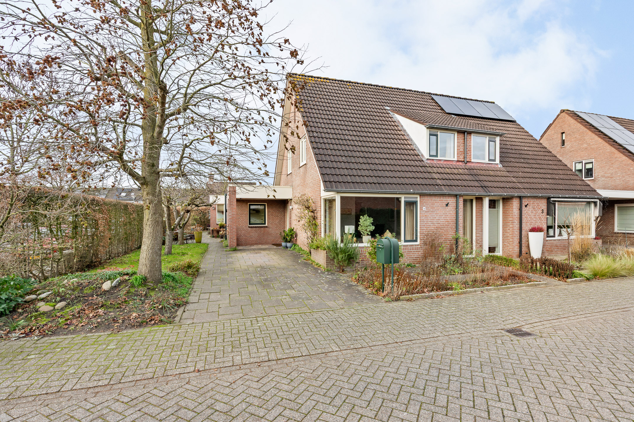 Borne – Struisgras 1 – Hoofdfoto